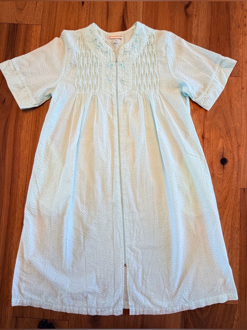 Vintage Miss Elaine House Dress M Mint Green Seersucker Embroidered Zip Robe